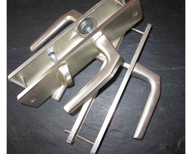 Poignées de porte en alu