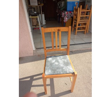 Chaises paillées