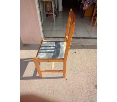 Chaises paillées
