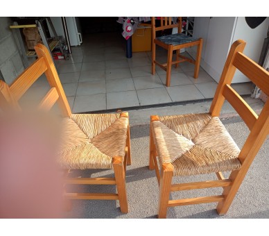 Chaises paillées