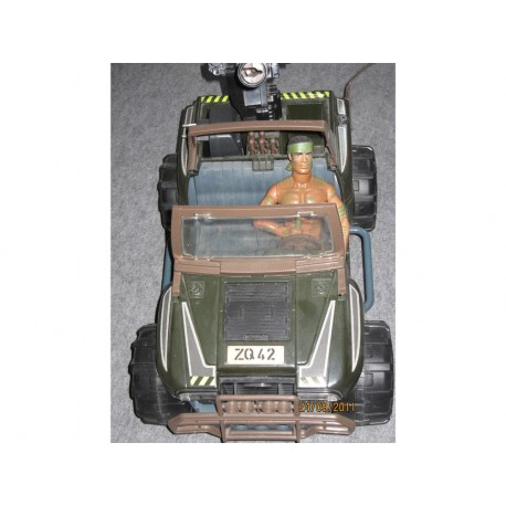 Voiture Action Man + Action Man (Jeep)