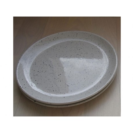 2 assiettes à dessert 