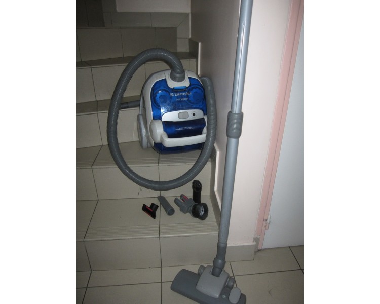 Aspirateur Electrolux Twinclean